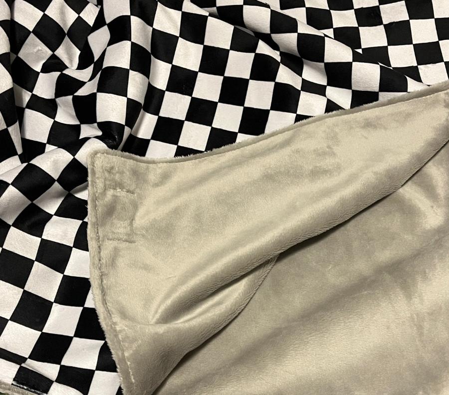 Checkered Blanket Crib Blanket handmade - The Creative Raccoon