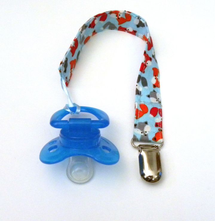 Baby Pacifier Holder Clips, Fox Nursery Themed Gifts for Boys - The Creative Raccoon