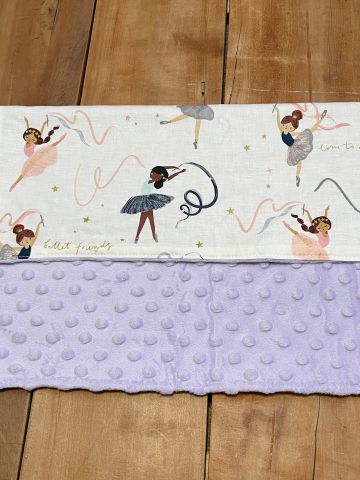 Ballerina Blanket for Girls - The Creative Raccoon