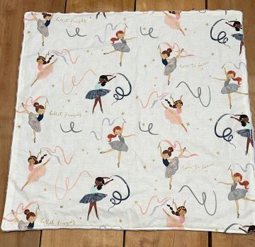 Ballerina Blanket for Girls - The Creative Raccoon