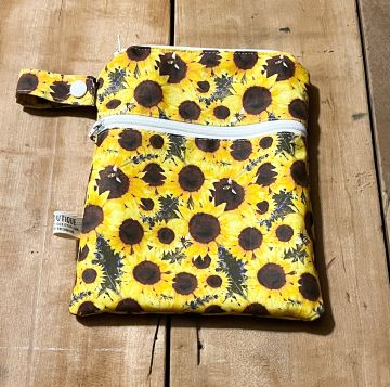Wet Bag for Sanitary Pads, Period Bag for Teens, Sunflower Gifts for Women - The Creative Raccoon