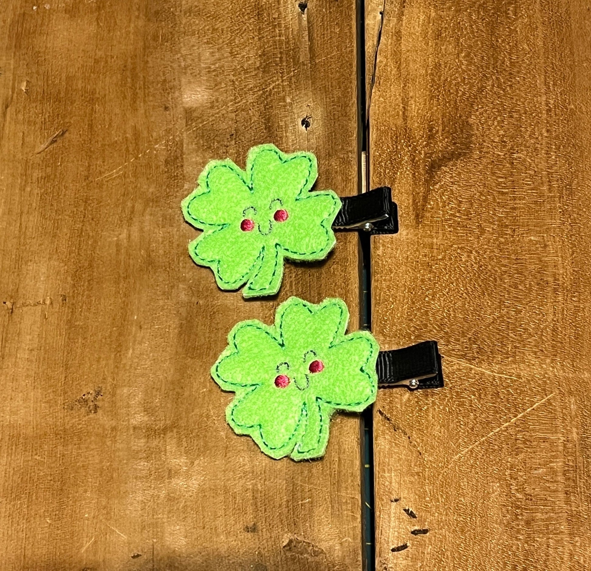 optional set of 2 shamrock hair clips. They can be made for pigtail clips.
